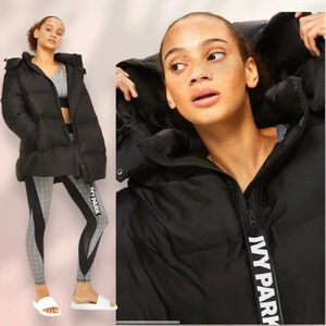 IVY PARK Oversized Hooded Puffer Jacket Black Size S